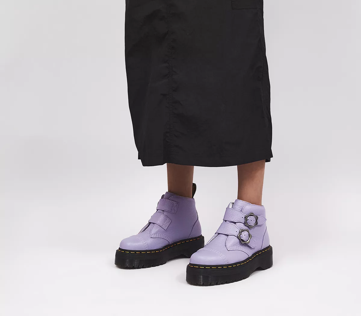 Dr. Martens Devon Flower Boots  Lilac Milled Nappa