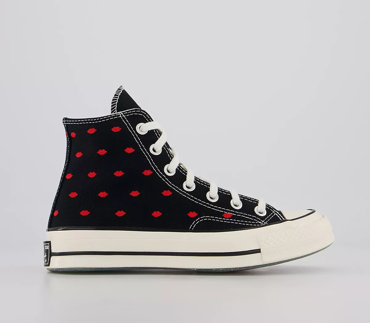 Converse All Star Chuck 70 Hi Trainers Black University Red Egret