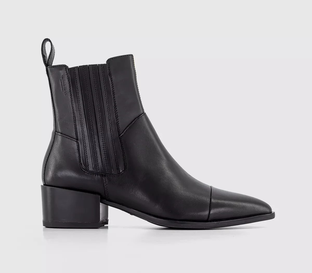 Vagabond Shoemakers Marja Pointed Toe Chelsea Boots  Black