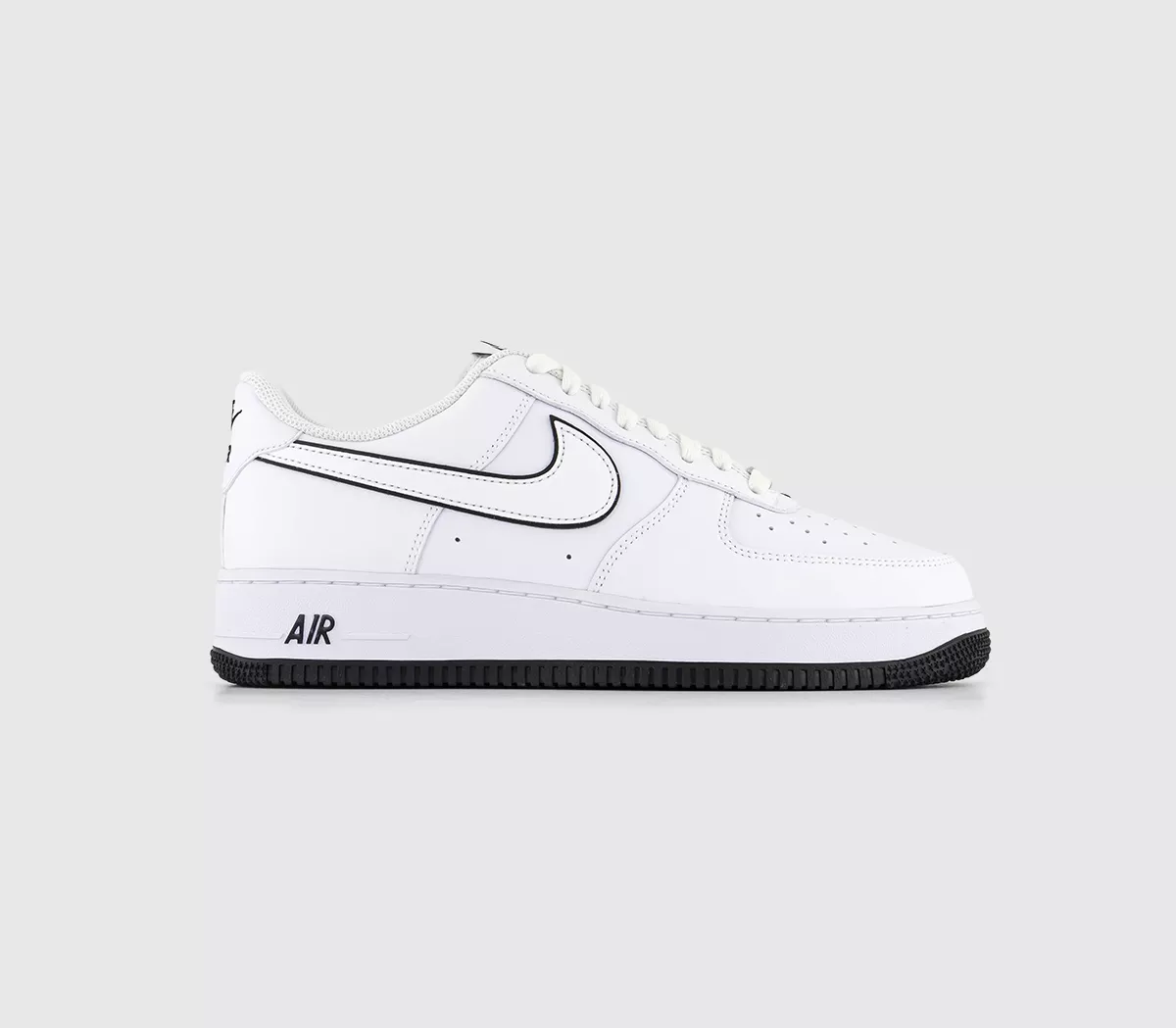 Nike Air Force 1 07 Trainers Black White White