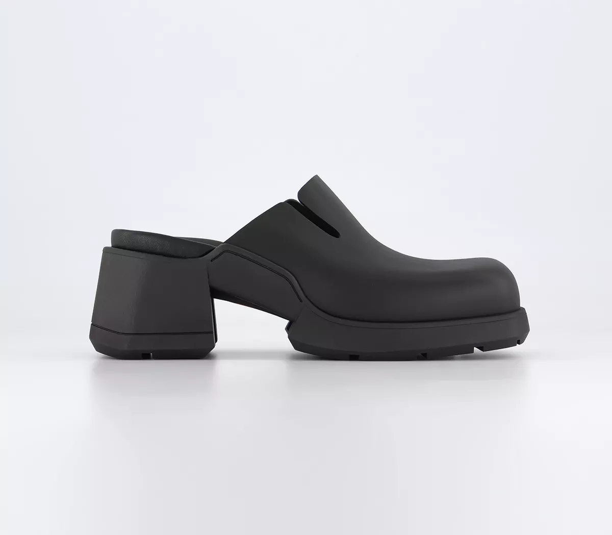 Miista Blissa Mules Black