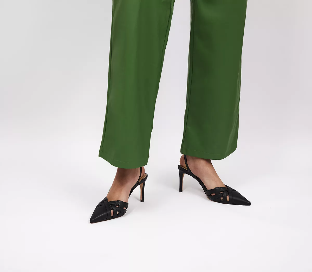 OFFICE Mara Weave Detail Courts Black