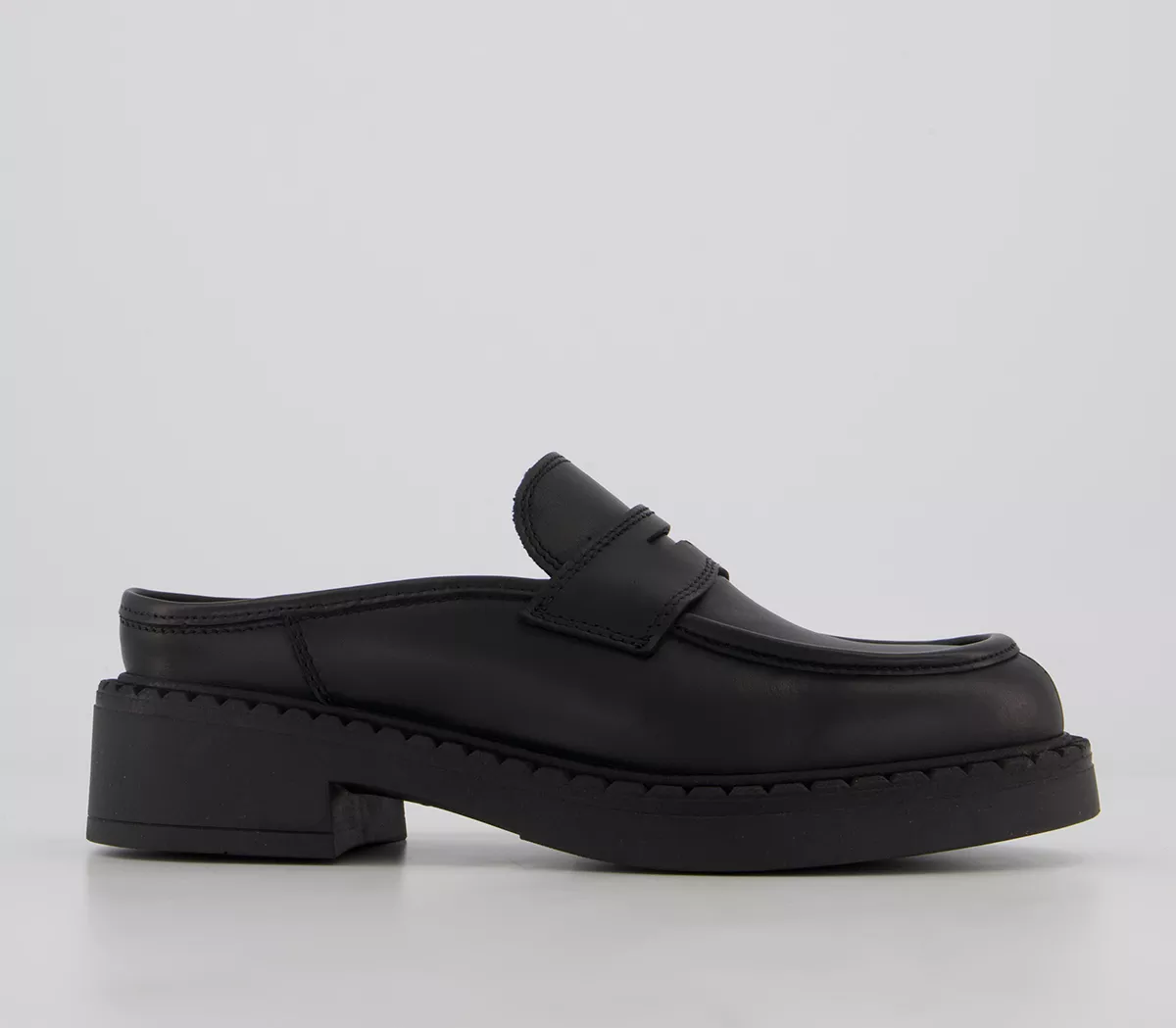 G.H Bass & Co Albany II Saddle Slide Loafers Black