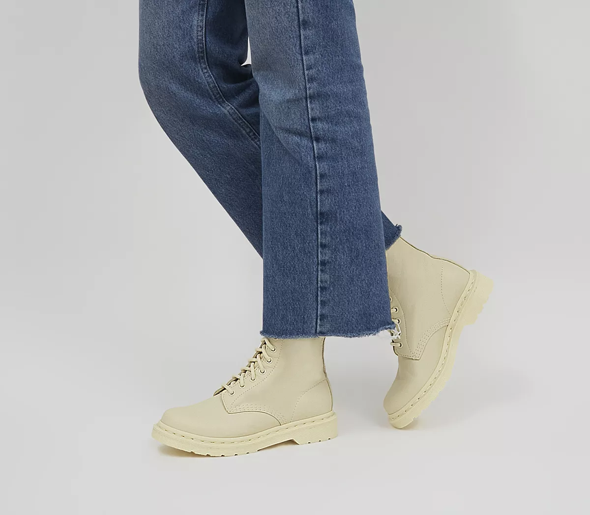 Dr. Martens 8 Eyelet Lace Up Boots Toile Cream Virginia