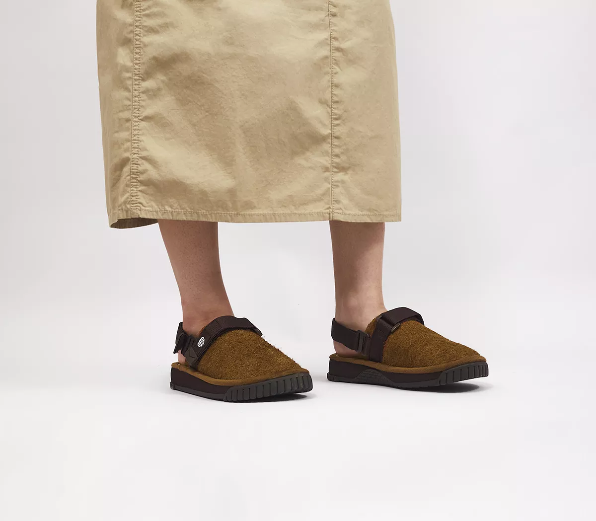 SHAKA Snug Hairy Suede Clogs Brown