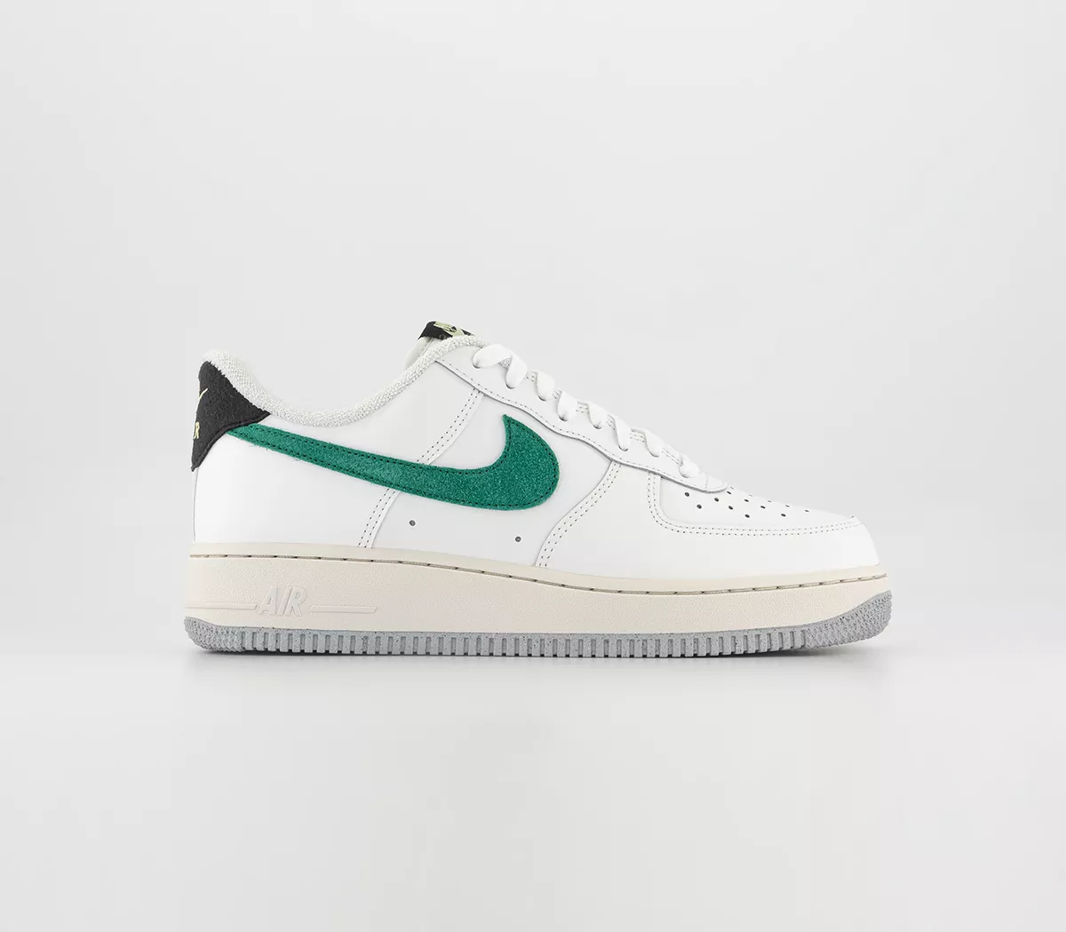 Nike Air Force 1 07 Trainers Summit White Malachite Black Citron Tint