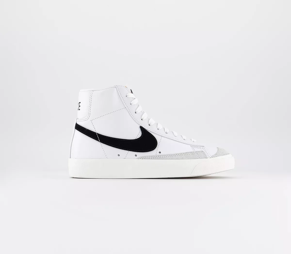 Nike Blazer Mid 77 Trainers White Black Sail