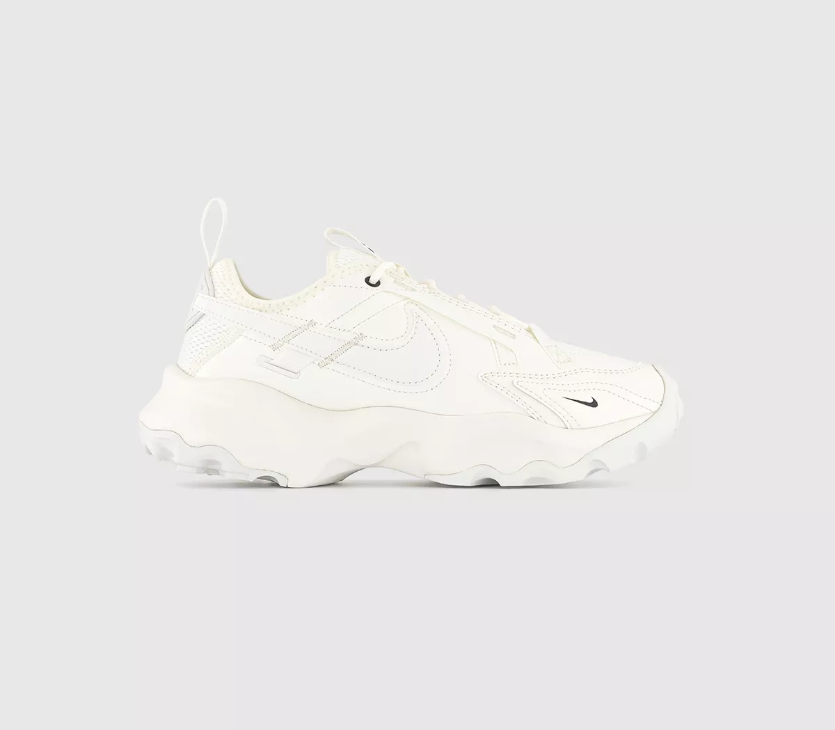 Nike Nike TC 7900 Trainers Sail Sail Black