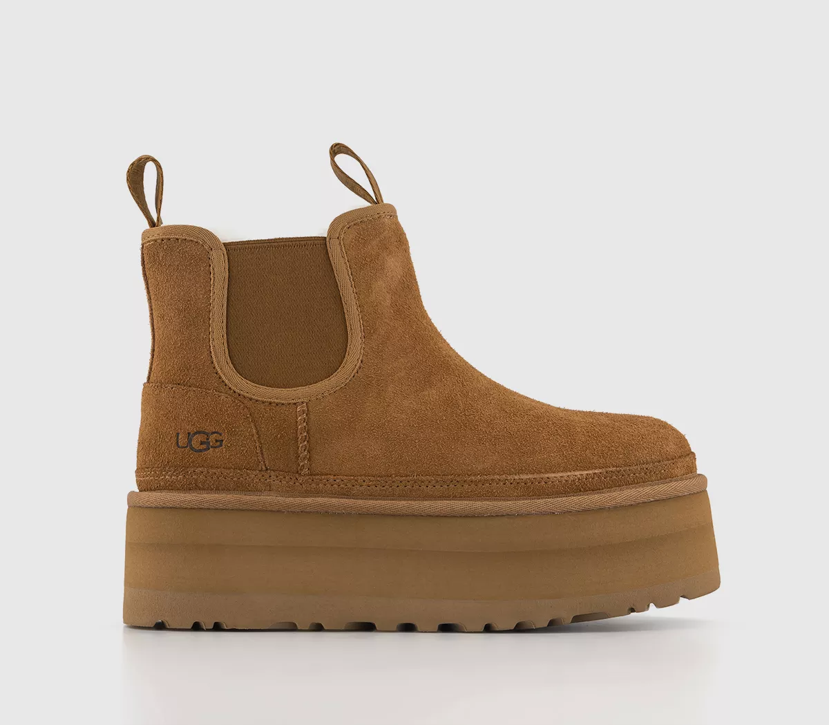 UGG Neumel Platform Chelsea Boots Chestnut