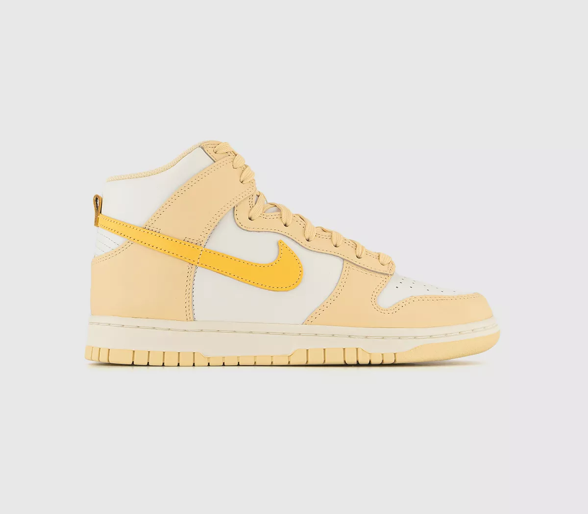 Nike Dunk Hi Trainers  Pale Vanilla Topaz Gold Sail