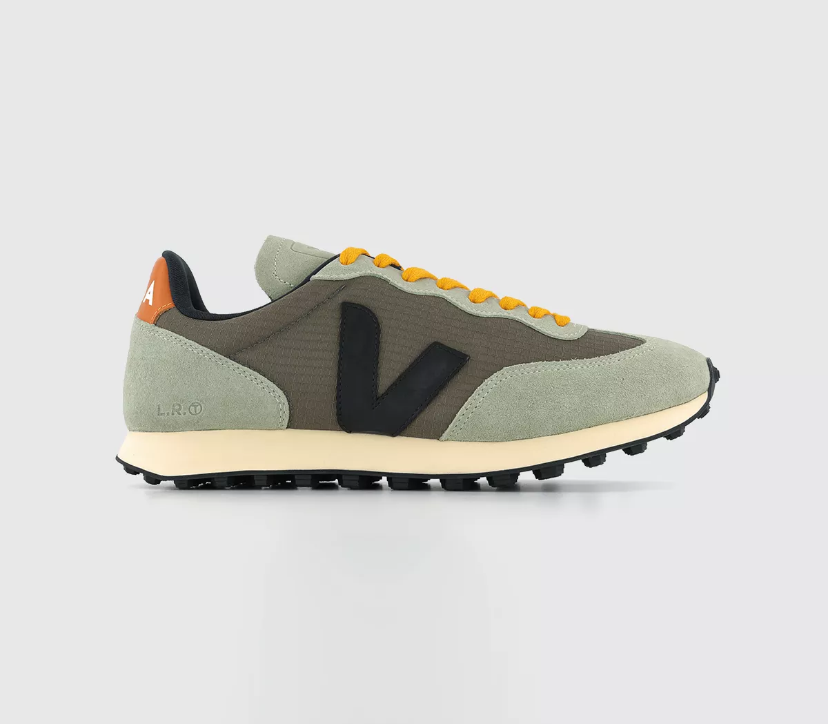 VEJA Riobranco Trainers Kaki Black