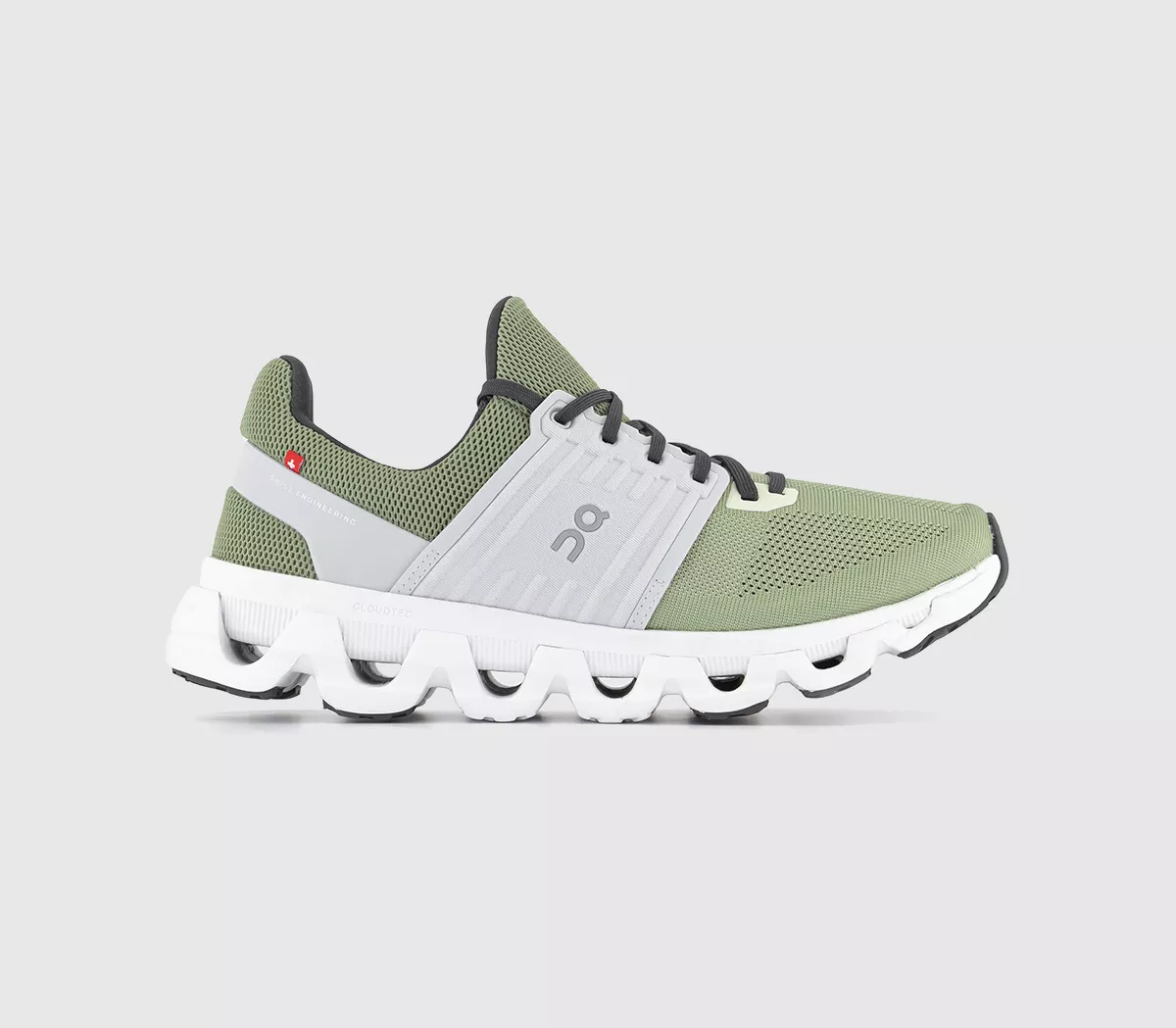 On Running Cloudswift 3 Trainers Leaf Frost