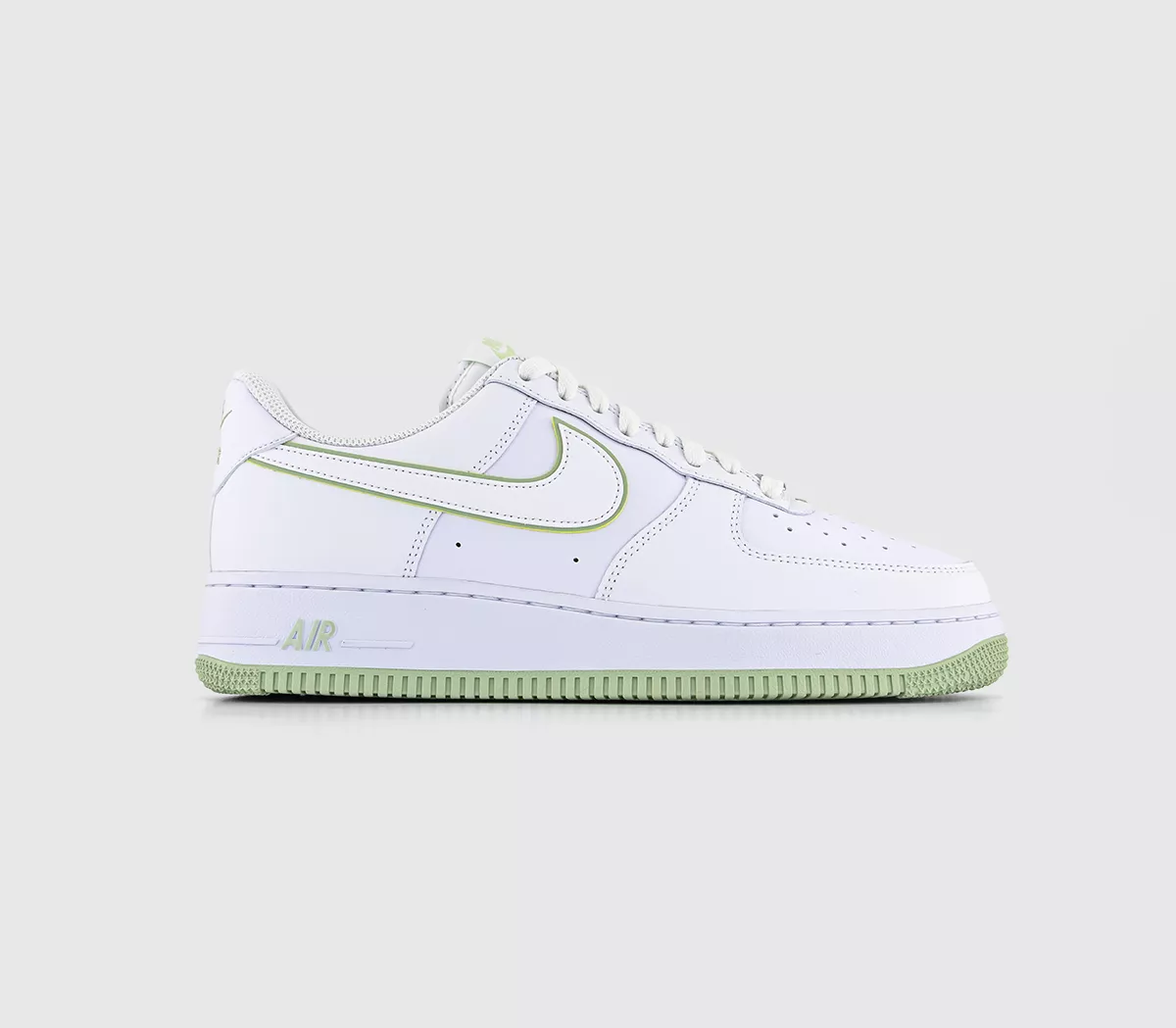 Nike Air Force 1 07 Trainers White Honeydew White