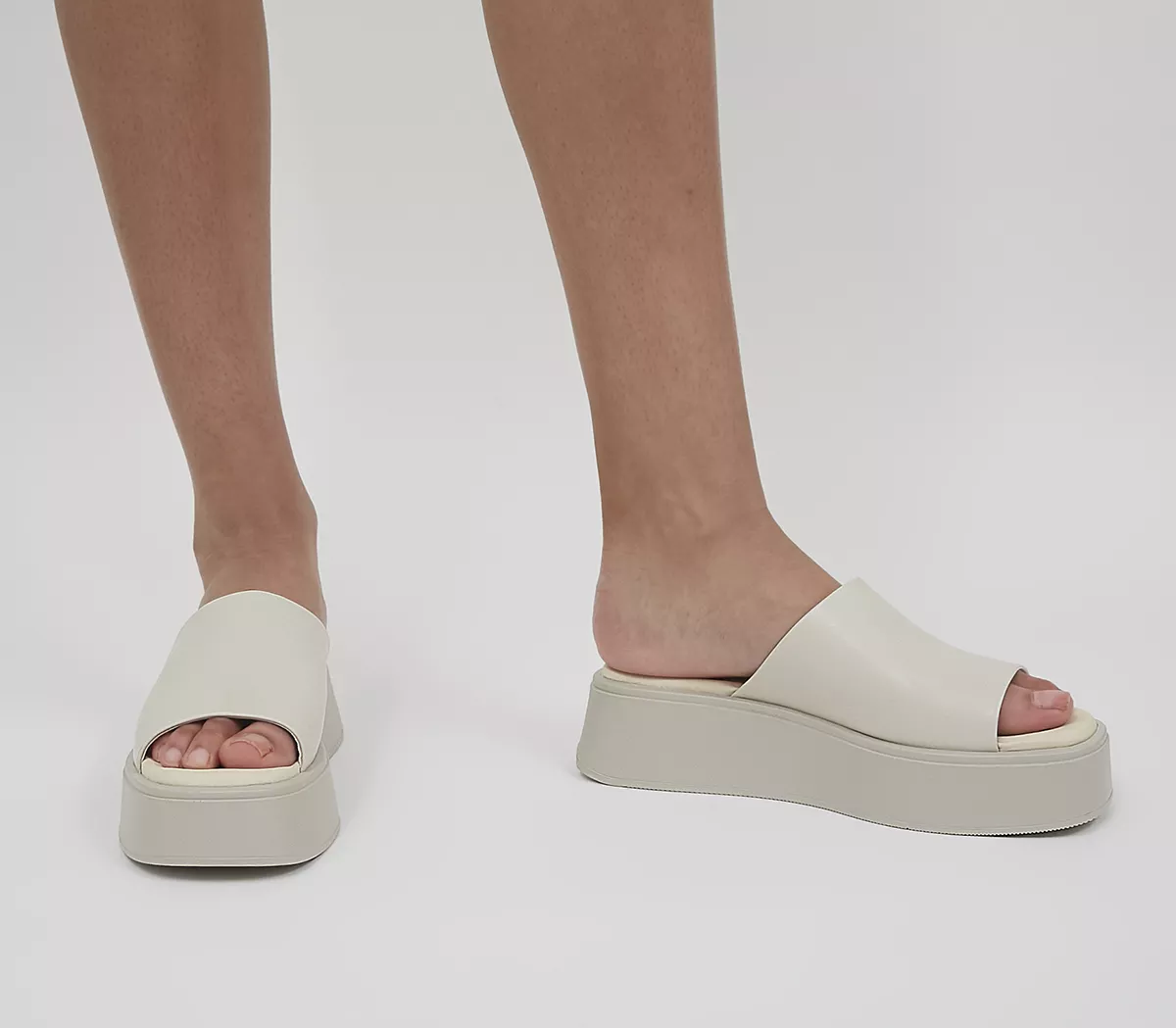 Vagabond Shoemakers Courtney Slides 2 Off White