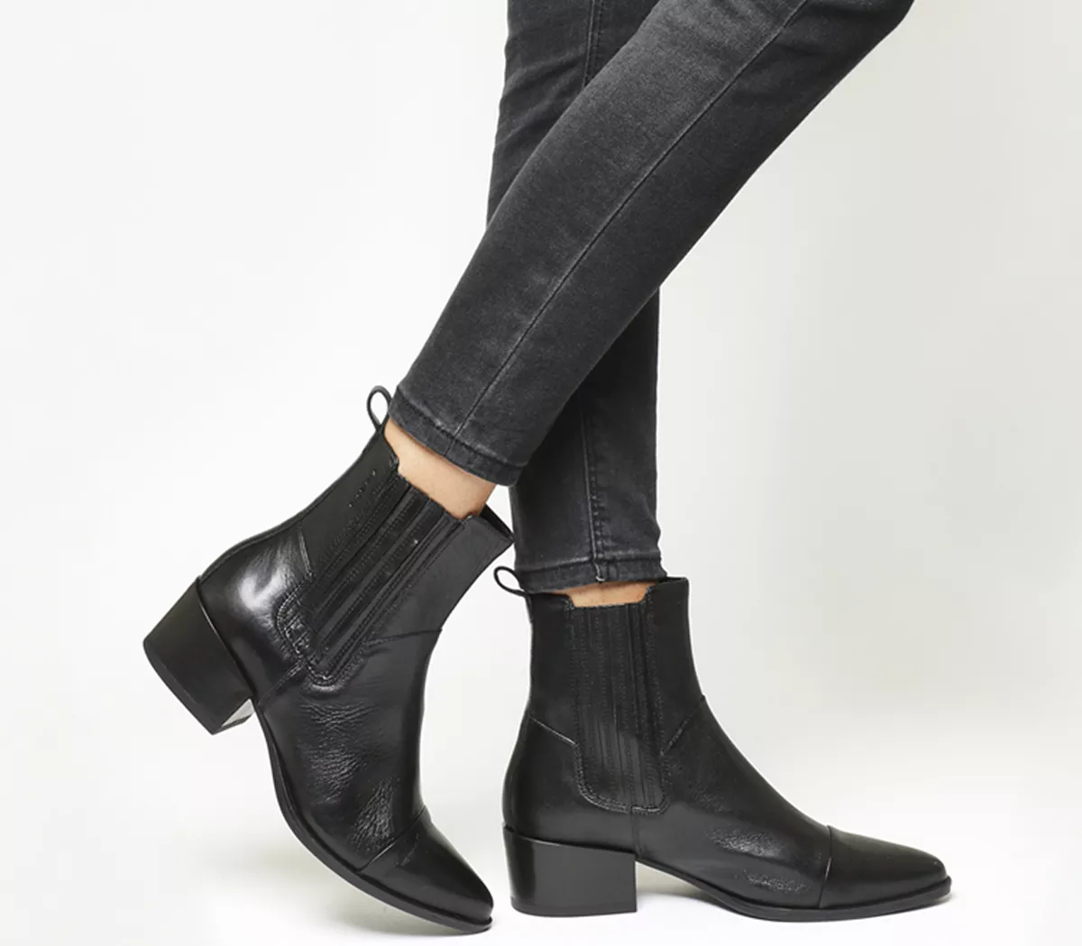 Vagabond Shoemakers Marja Chelsea Boots Black Leather