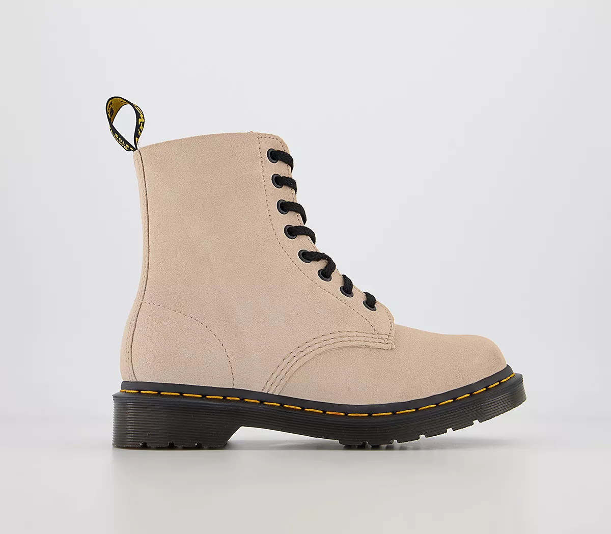 Dr. Martens 8 Eyelet Lace Up Boots Warm Sand Eh Suede Mb