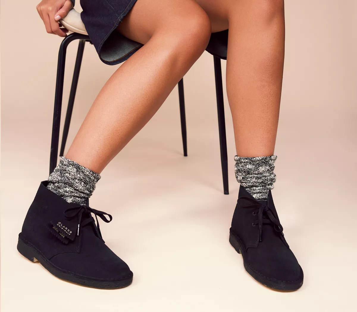 Clarks Originals Clarks Originals Womens Desert Boot Black Suede