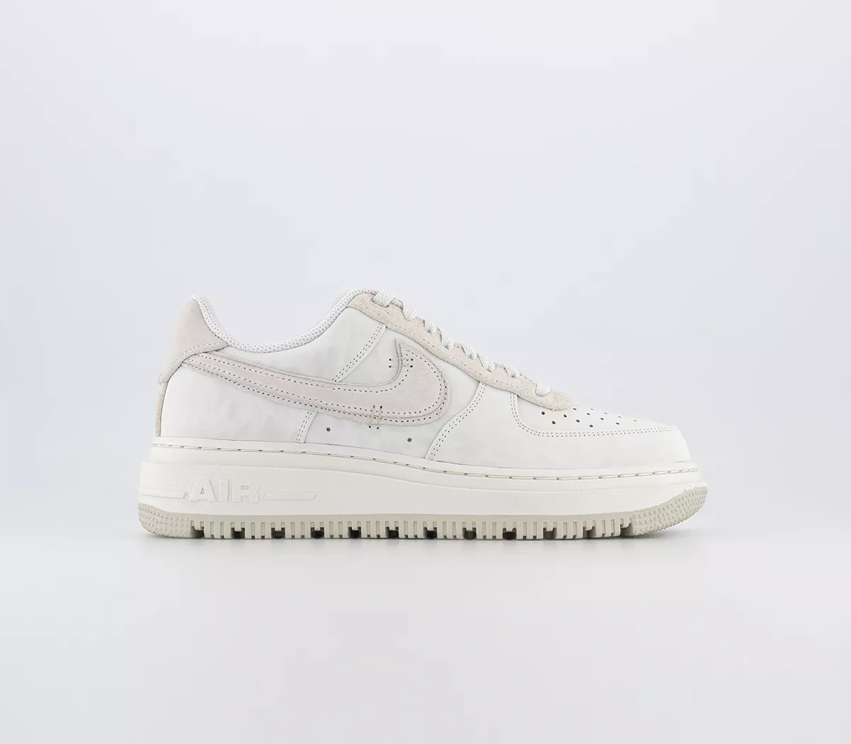 Nike Air Force 1 Luxe Trainers Summit White Light Bone