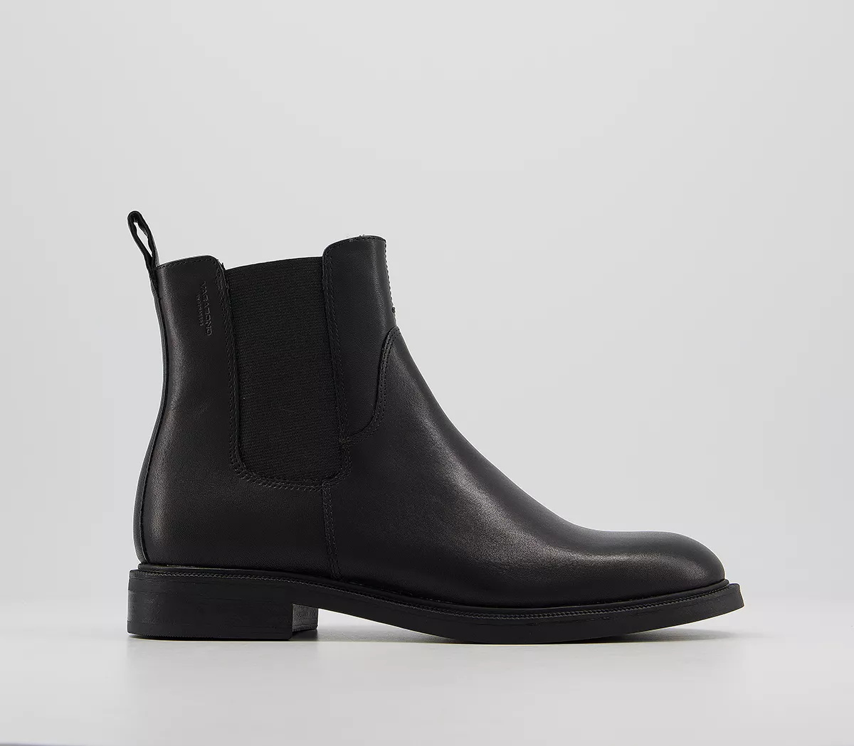 Vagabond Shoemakers Amina Chelsea Boots Black