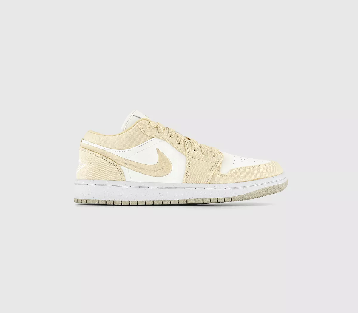 Jordan Air Jordan 1 Low Trainers Team Gold Sail