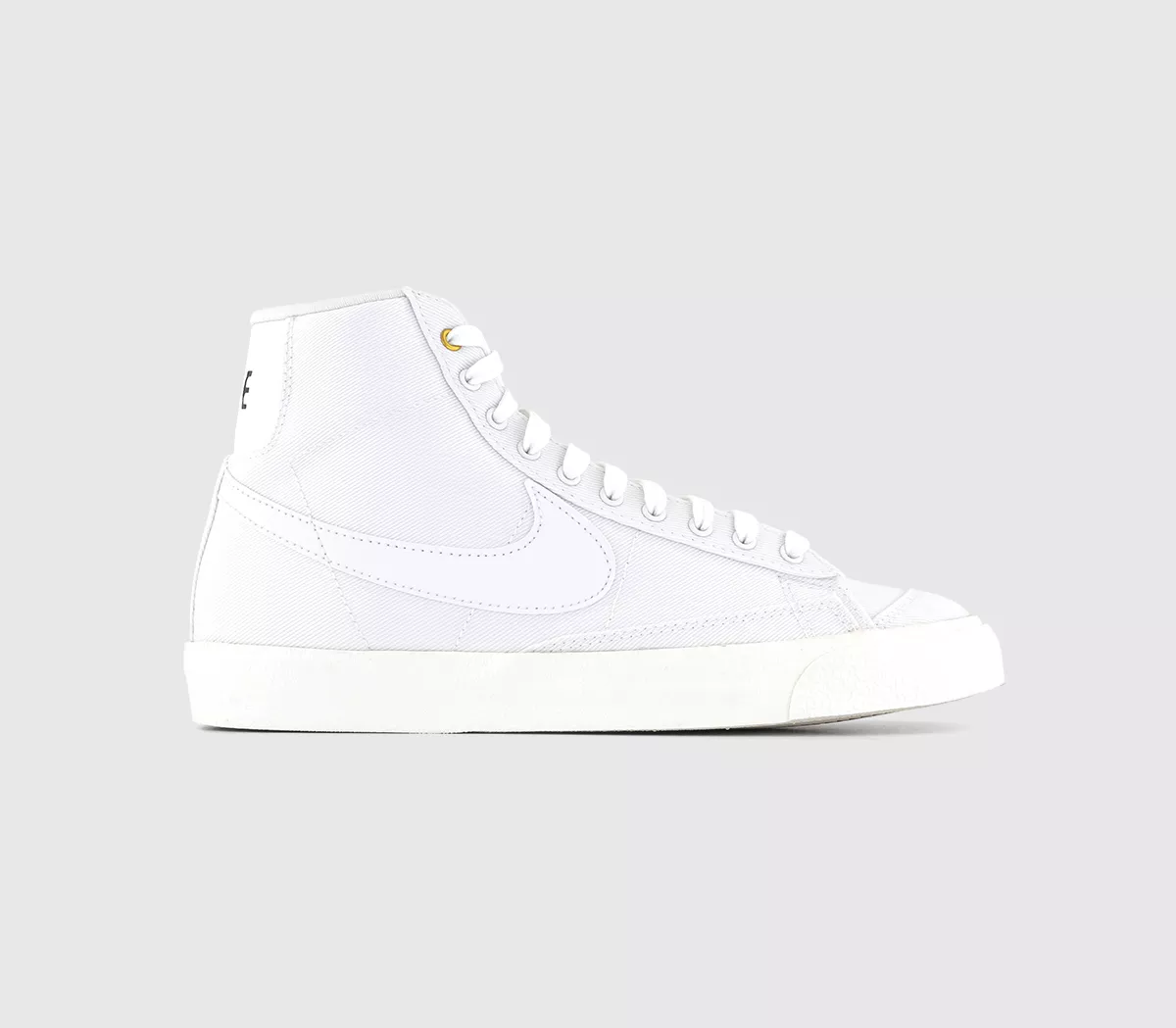 Nike Blazer Mid 77 Trainers White White Sail Black Canvas