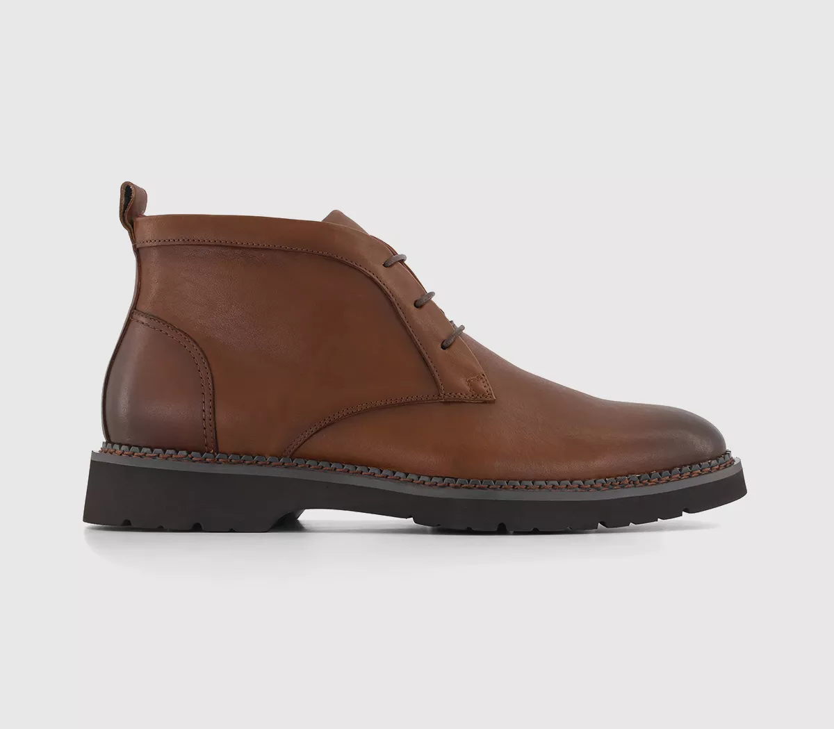 Poste Petersham Contrast Outsole Chukka Boots Tan Leather