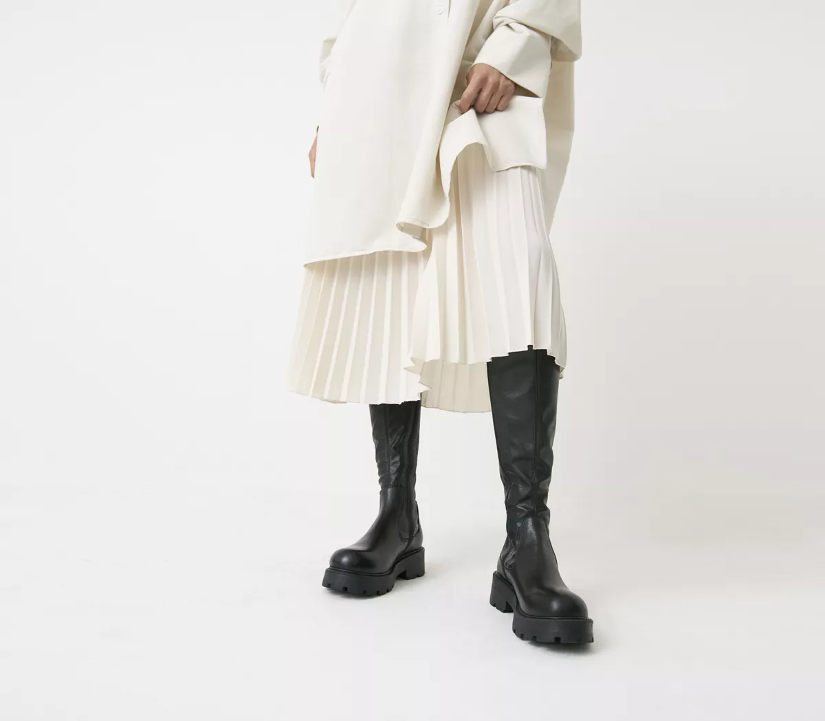 Vagabond Shoemakers Cosmo 2.0 Stretch Boots Black