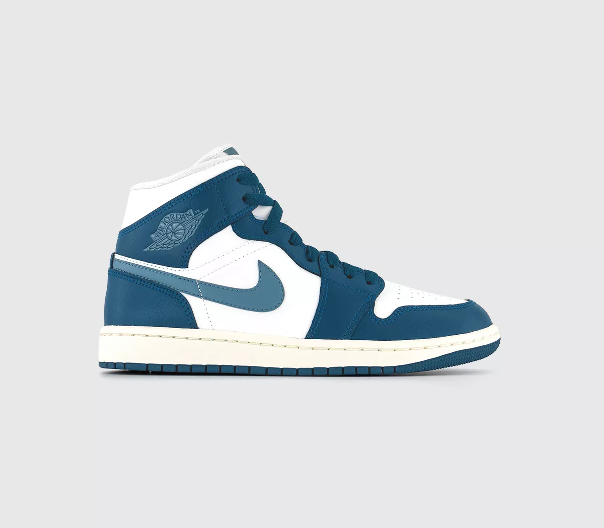 Jordan Air Jordan 1 Mid Trainers  Sky Frozen Blue Ozone Blue Sail