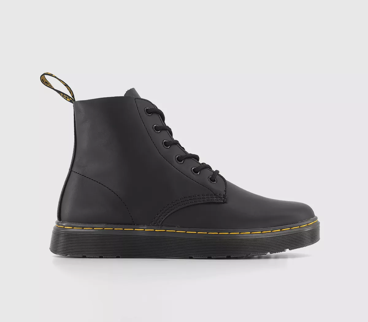 Dr. Martens Thurston Chukka Boots  Black Lusso