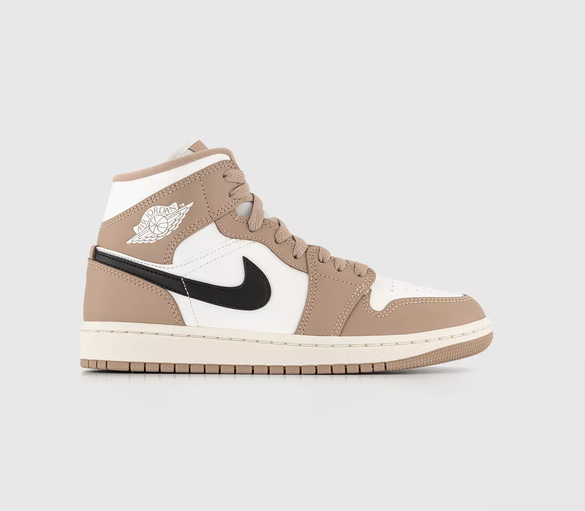 Jordan Air Jordan 1 Mid Trainers Sail Black Desert