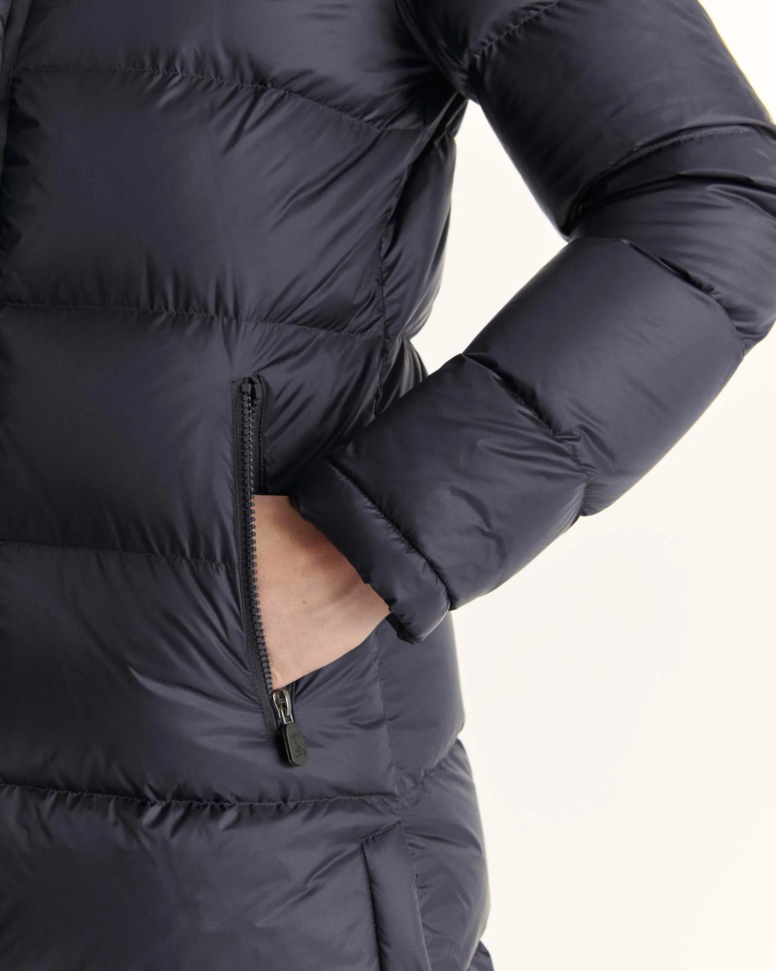 Long hooded down jacket Extreme Cold Black Karachi