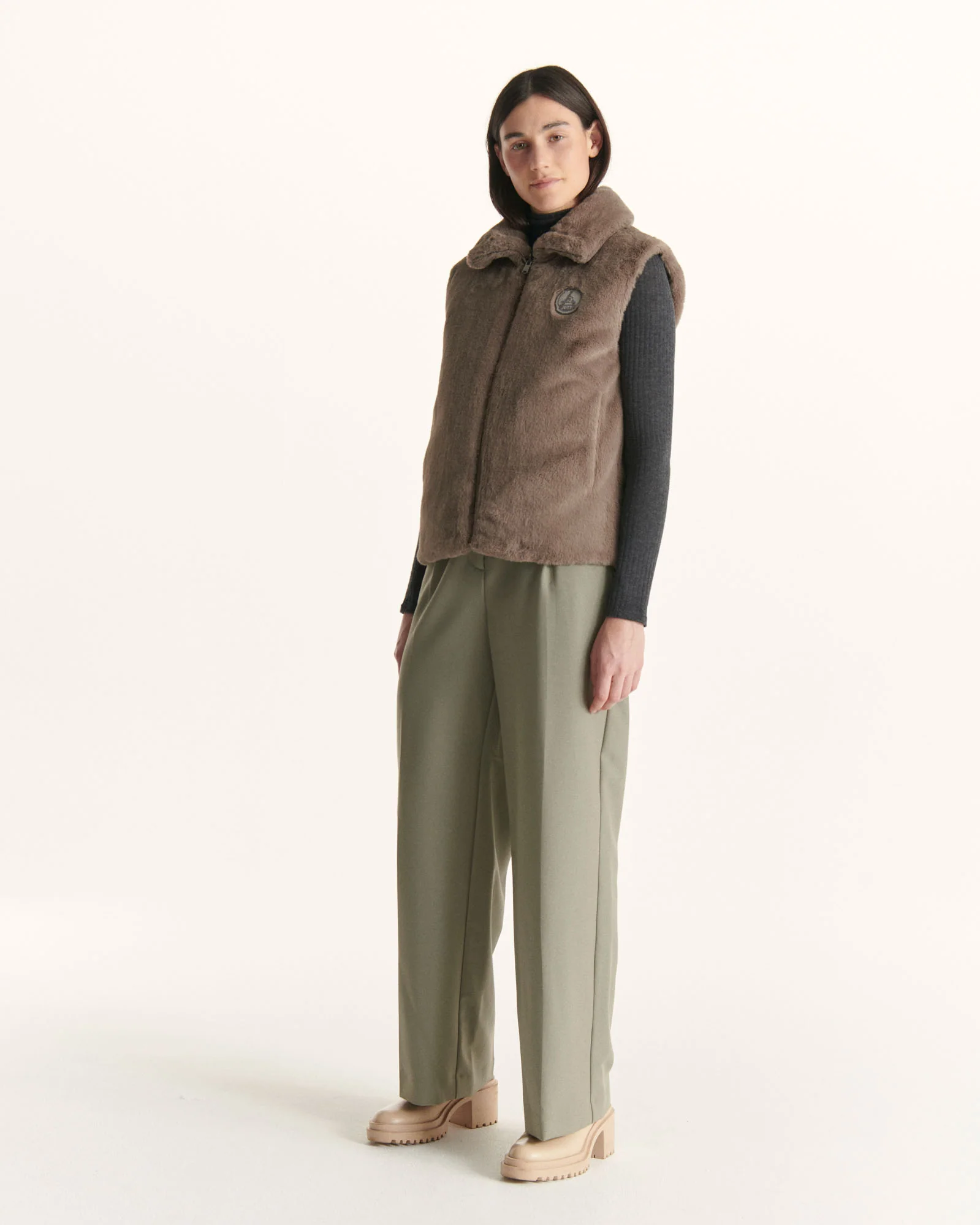 Down jacket with crystals Swarovski®️ sleeveless reversible Grand Froid Taupe Daria