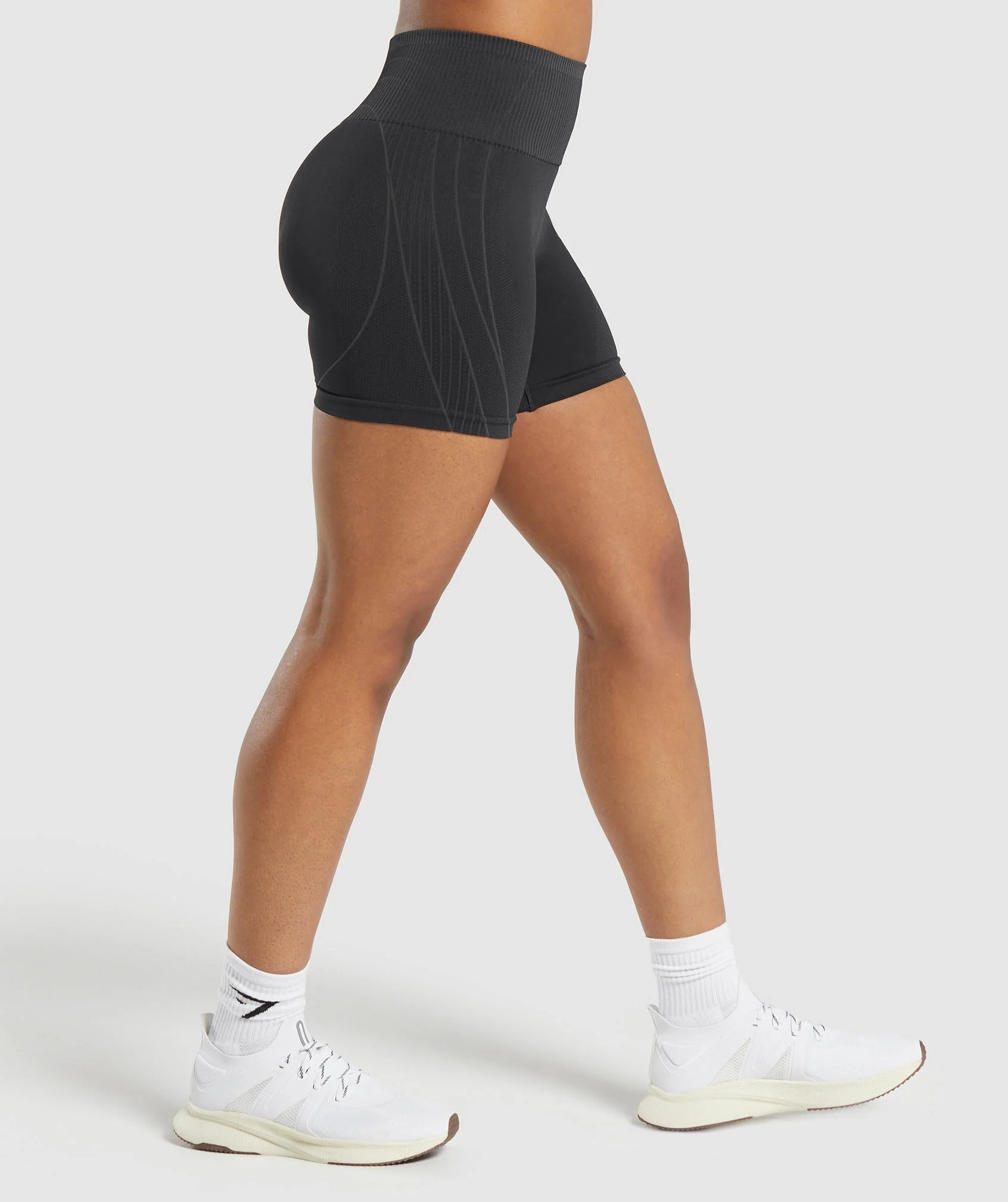 Contour Heart Seamless Shorts