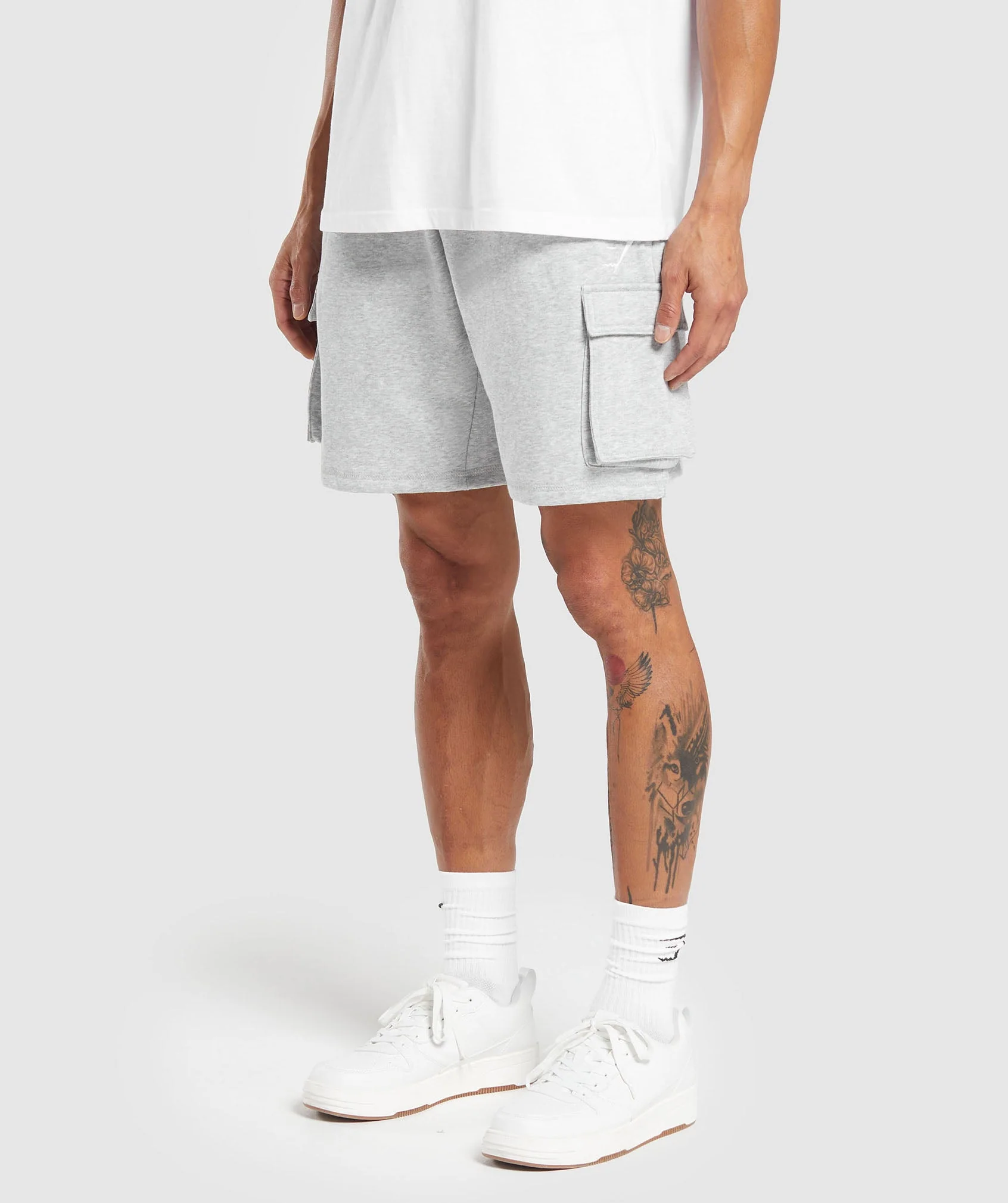Crest Cargo 7" Shorts