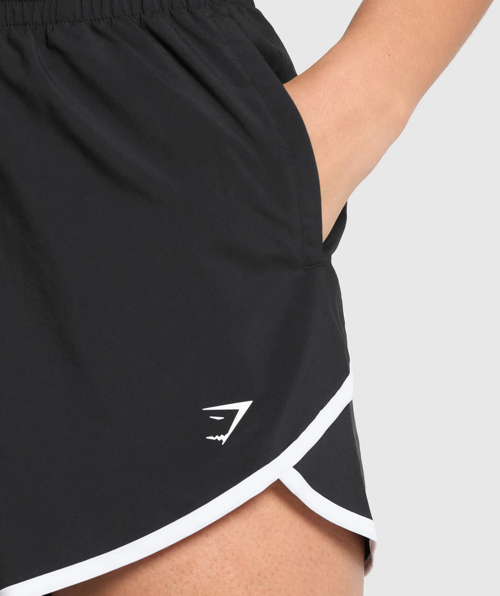 Training Contrast Loose Shorts 4"