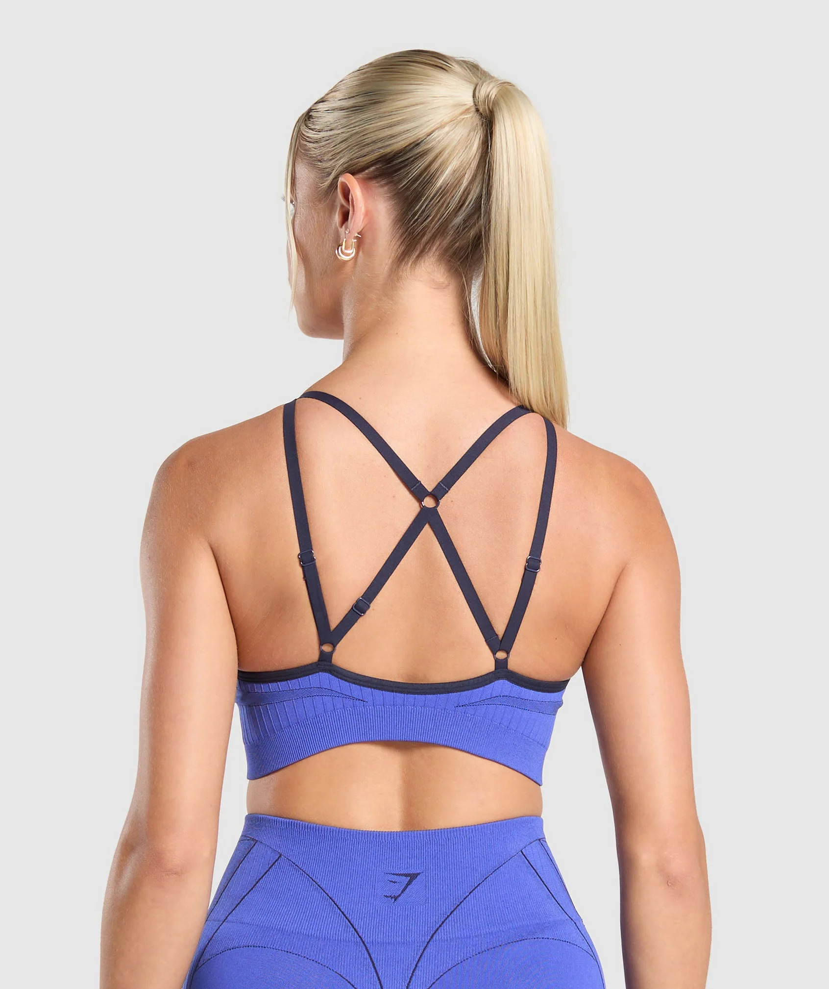 Apex Contrast Sports Bra