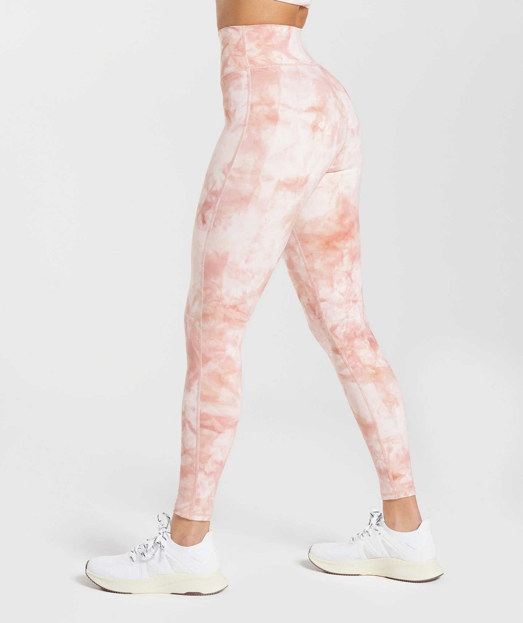 Elevate Spray Dye Leggings
