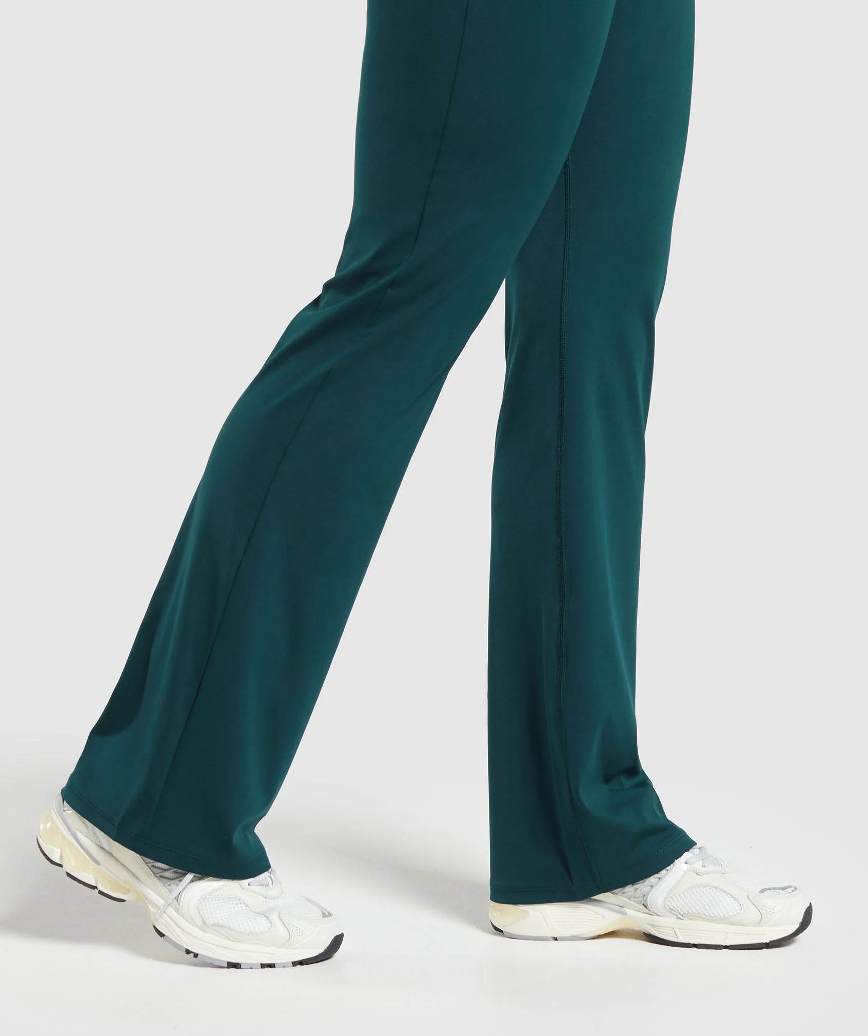 Everyday Regular Flared Leggings