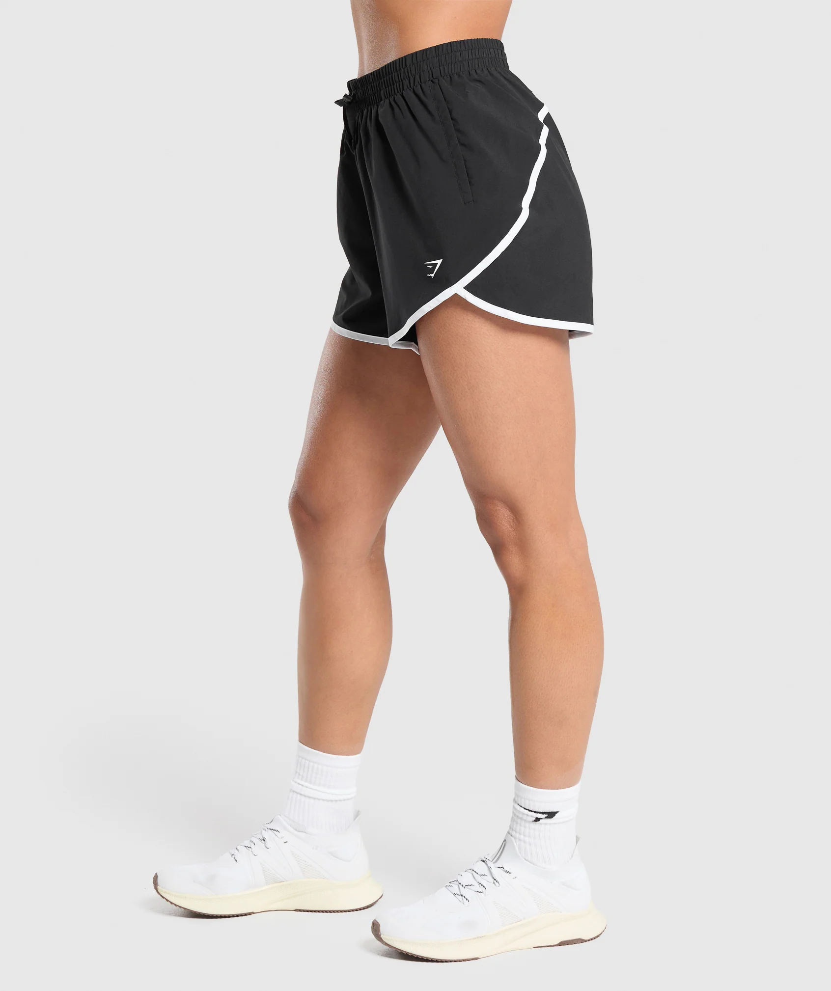 Training Contrast Loose Shorts 4"