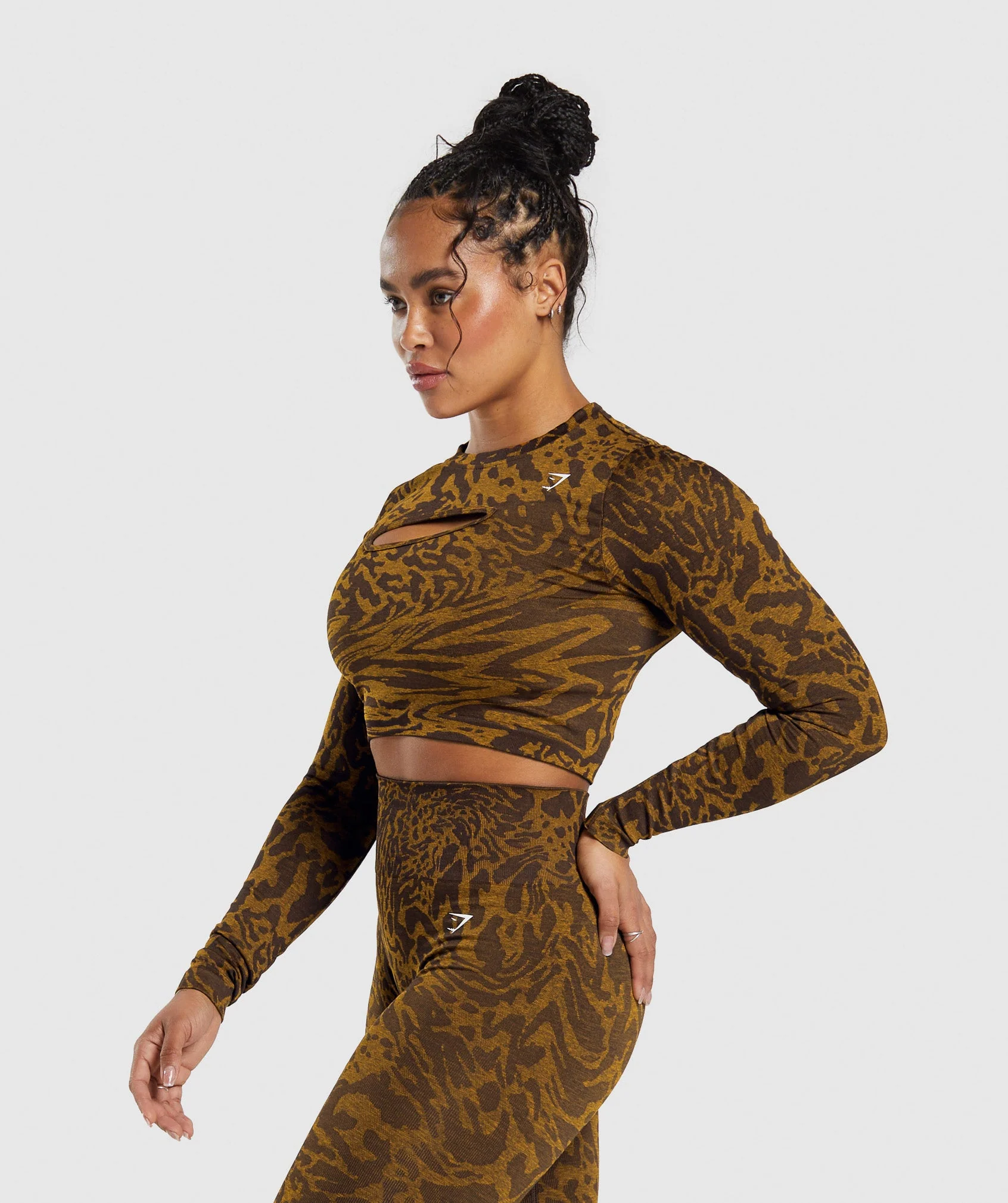 Adapt Safari Seamless Long Sleeve Crop Top
