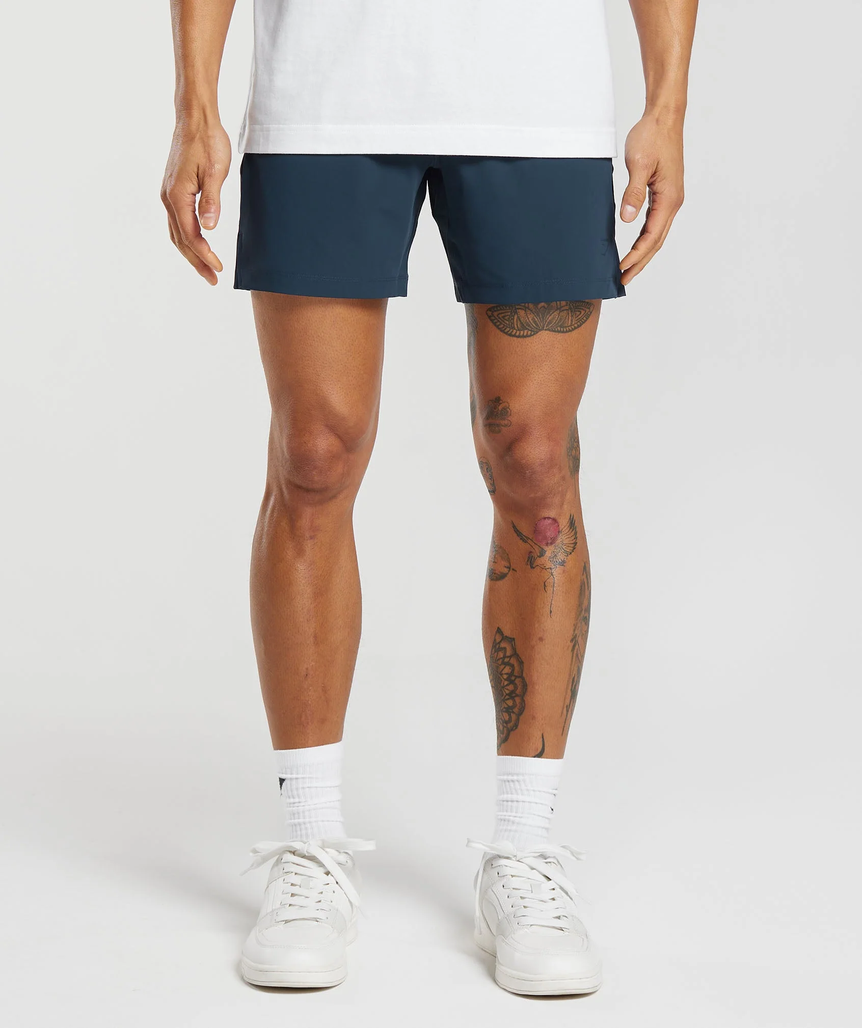 Hybrid 6" Shorts