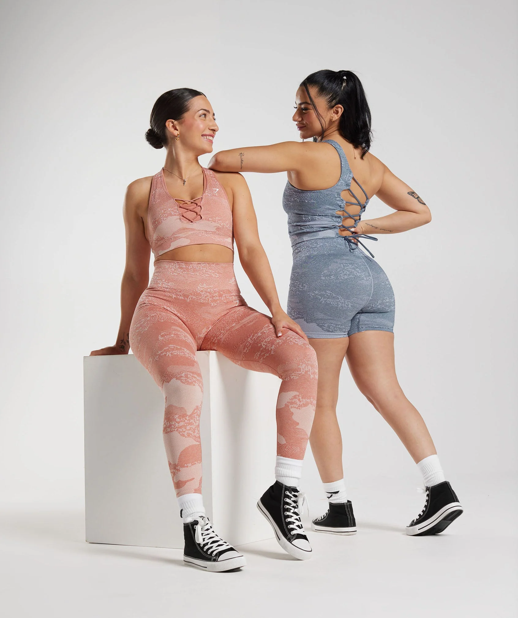 Adapt Camo Seamless Sports Bra