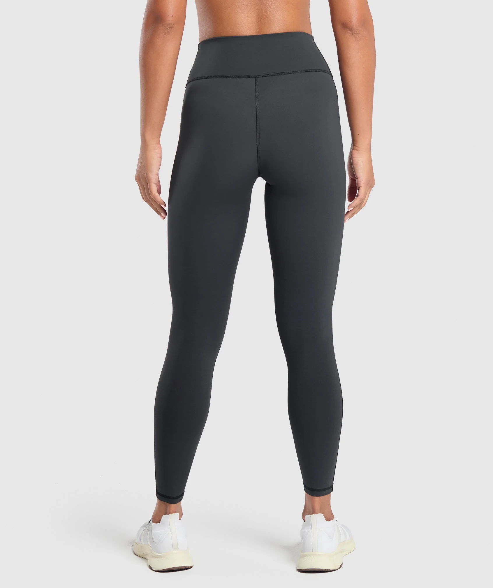 Elevate Short Leggings
