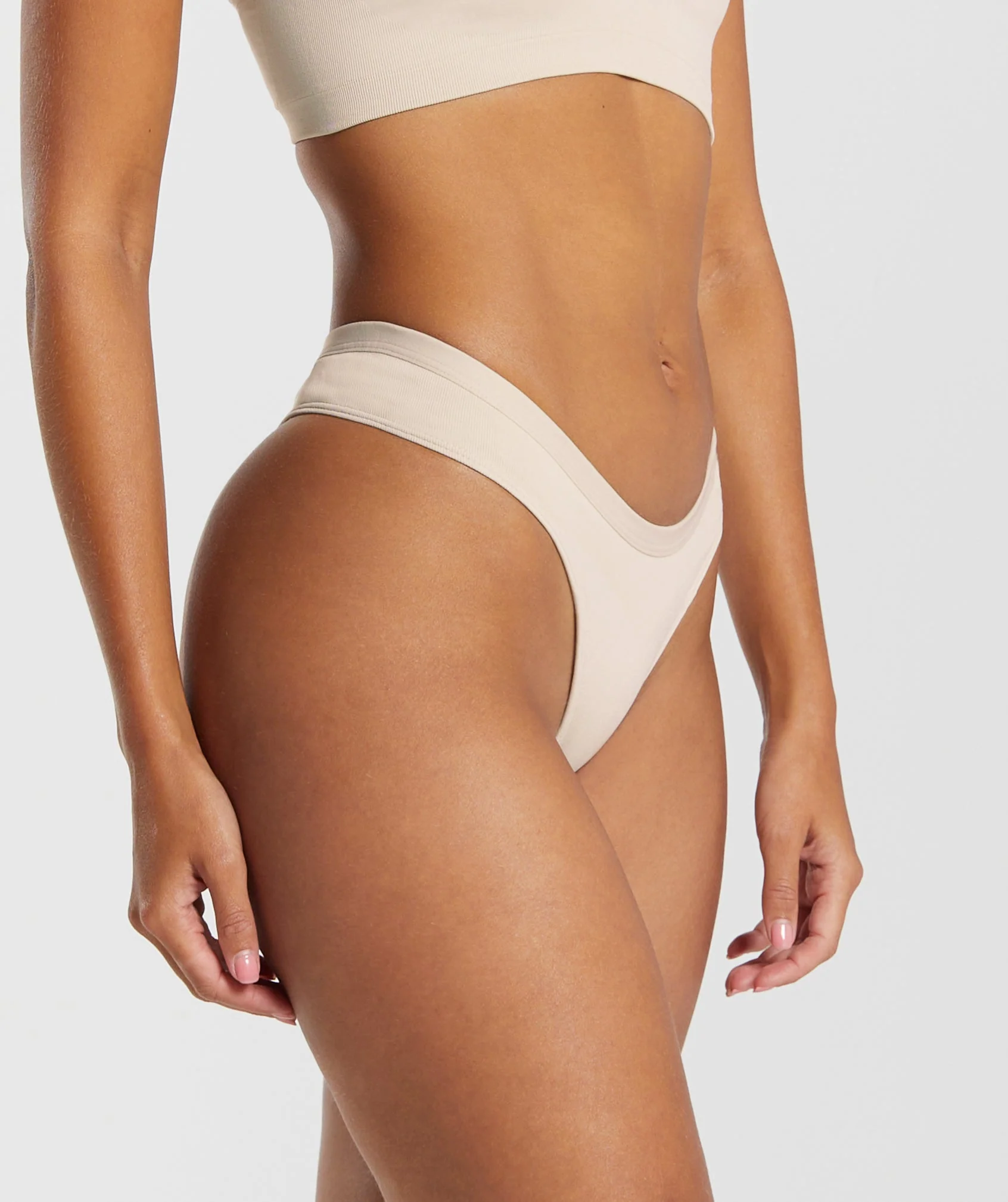 Seamless Dipped Front Thong