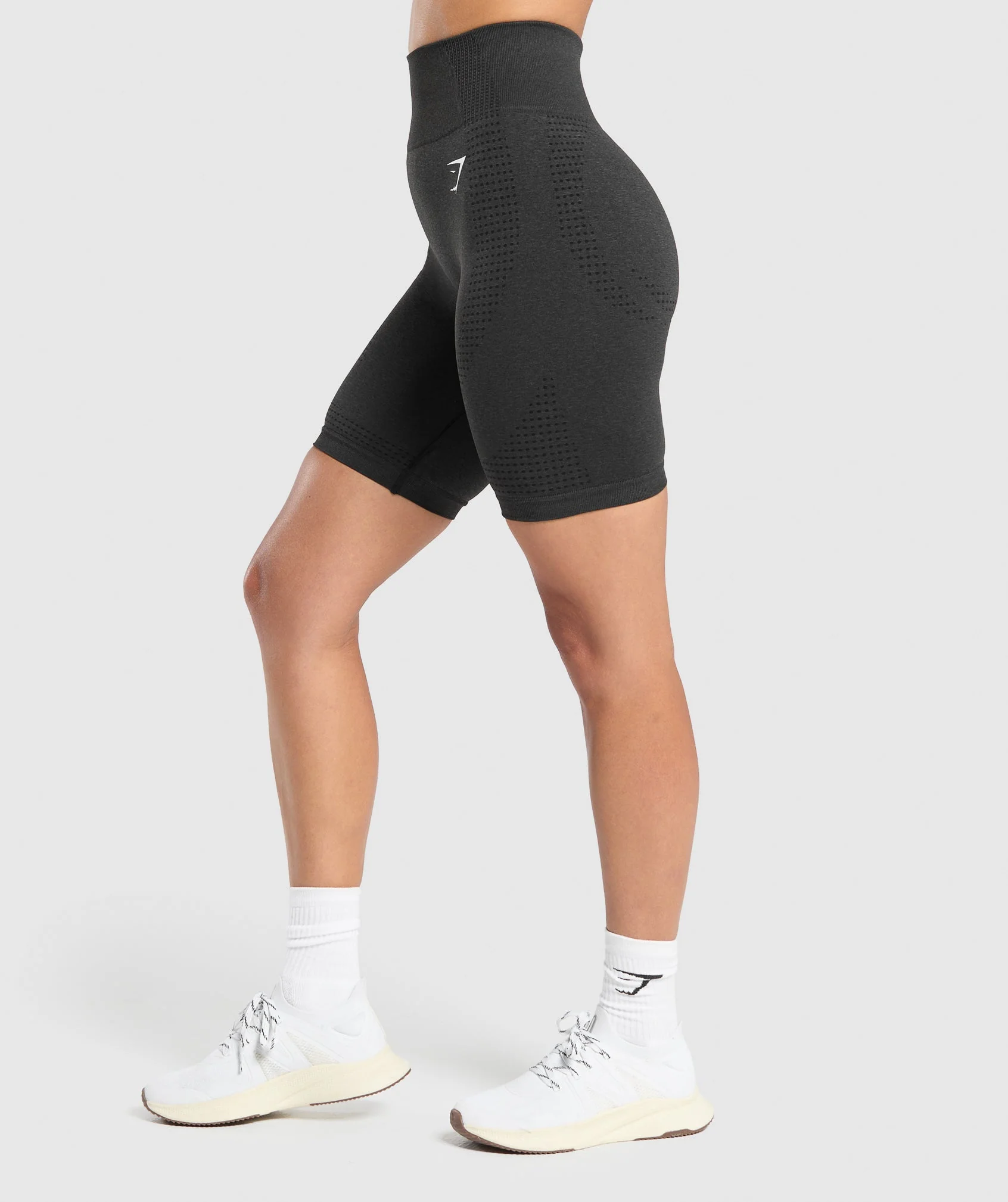 Vital Seamless 7" Shorts