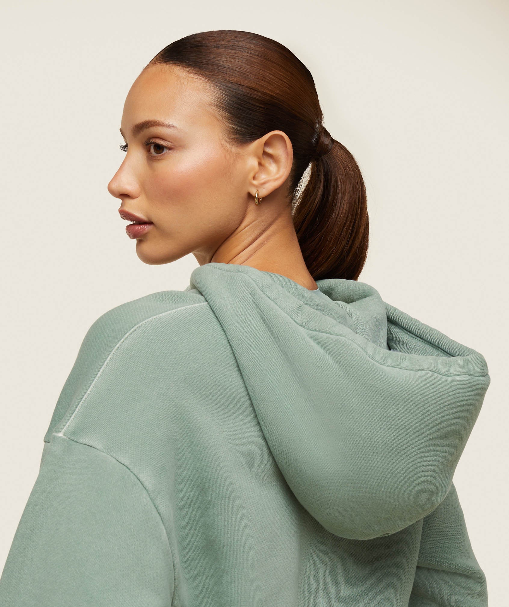 everywear Cropped Zip Hoodie