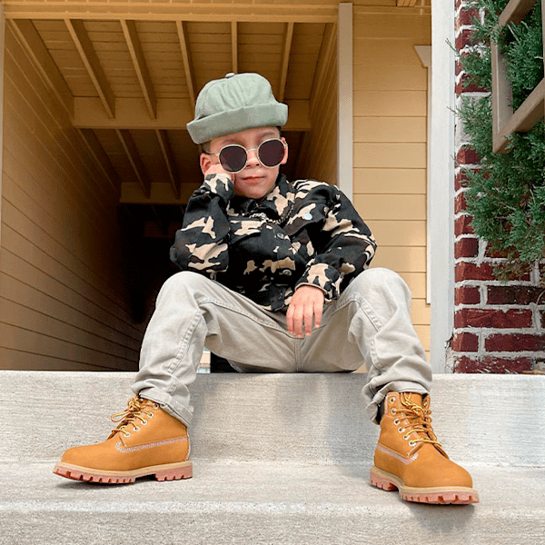 Youth Timberland? Premium 6-Inch Lace-Up Waterproof Boot