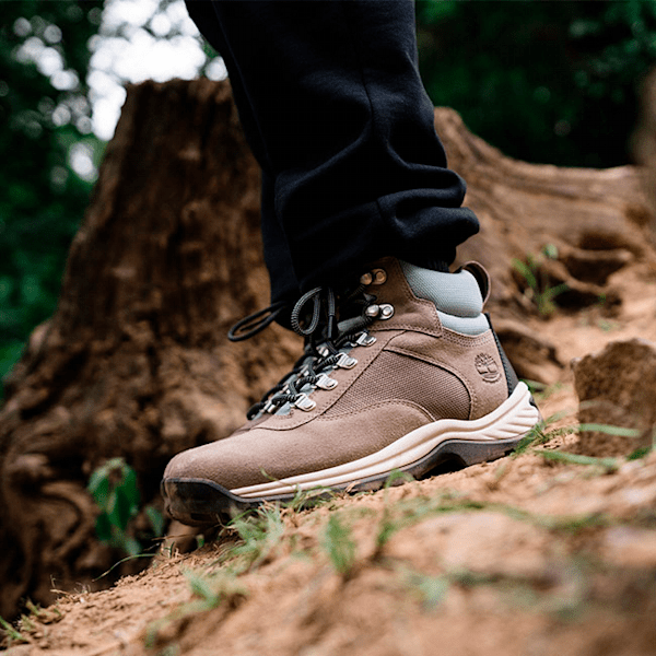 Women's White Ledge Mid Lace-Up Waterproof Hiking Boot