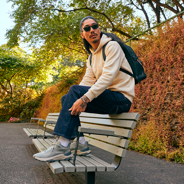 Men's Motion Access Low Lace-Up Sneaker