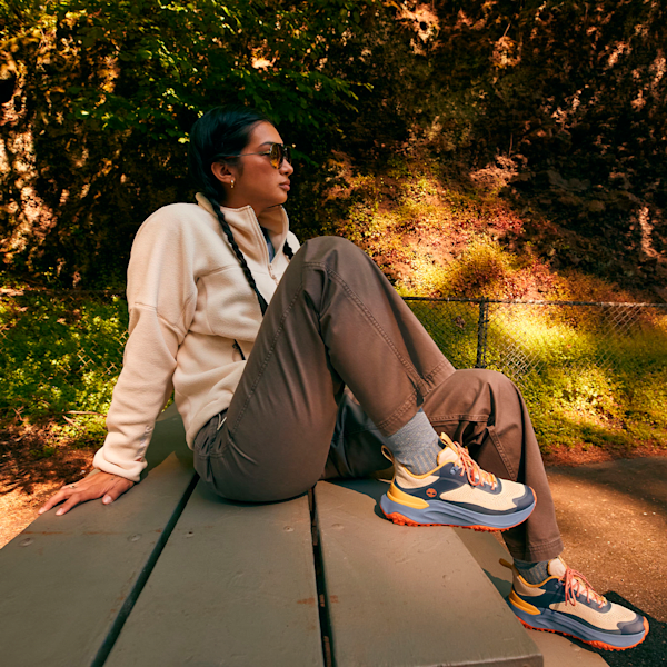 Women's Motion Access Low Lace-Up Sneaker